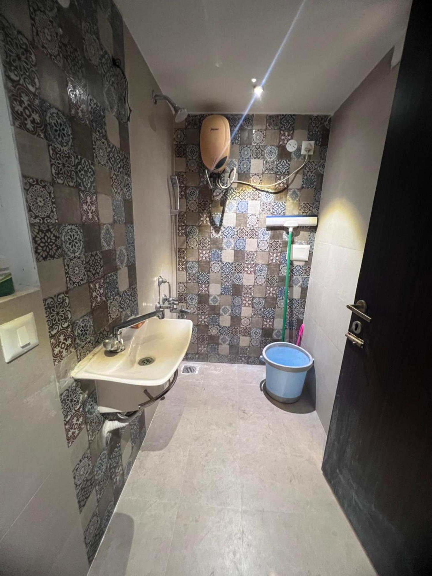 Villa 117 Prestige Silver Springs Chennai Esterno foto
